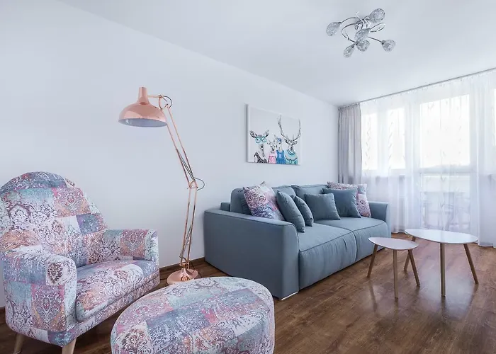 Апартаменты Stag Azyl Na Szczycie - 2 Osobne Z Pelnym Aneksem Kuchennym W Domu - Bezplatny Parking - 48m2 - Self Check-in Еленя-Гура